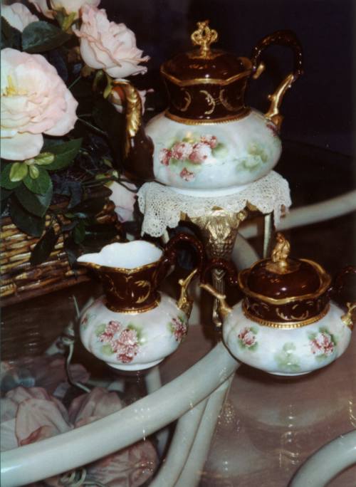 Teaset by Iona Workman